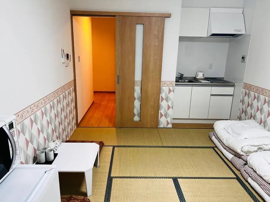 全新上线花跡民宿4号館102，关西机场直达萩之茶屋出站1分钟！难波、心斋桥4分钟车程！ Osaka Japan